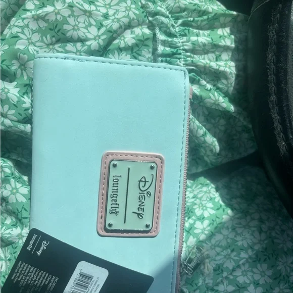 Disney Loungefly Mint and Pink Wallet - Picture 3 of 3